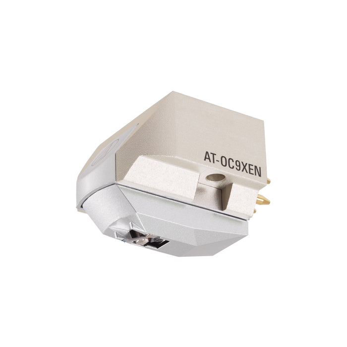 Cápsula MC AT-OC9xEN - Vista frontal con cuerpo de aluminio y aguja elíptica nude de alta precisión