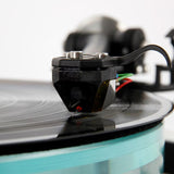 Rega Nd7 en el brazo, vista de frente