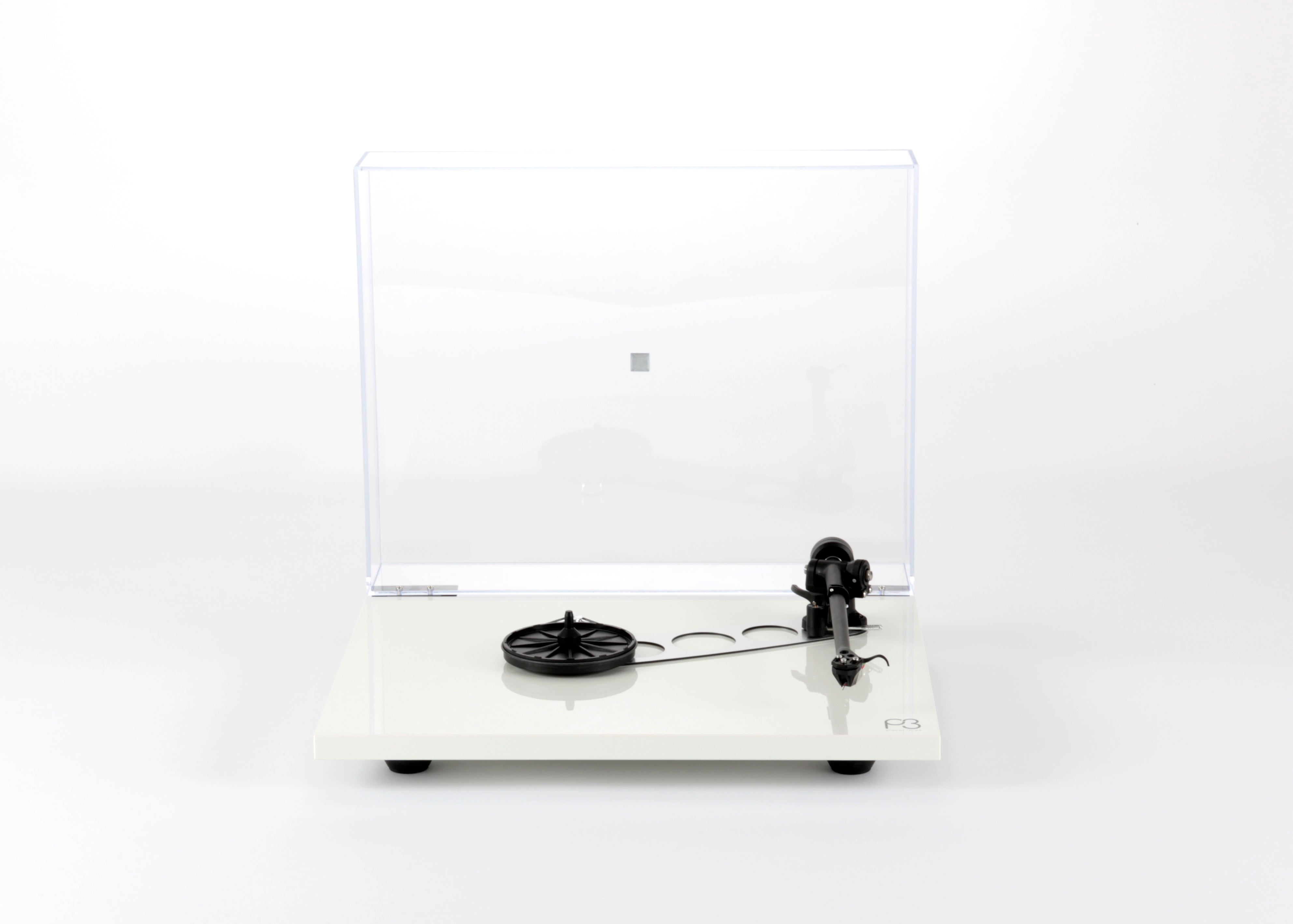 Rega Planar 3 sin el plato de vidrio, con el subplato y el cojinete del eje a la vista