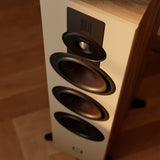 Parlantes Columna SONIK 9 — Triple Woofer y Tweeter Planar
