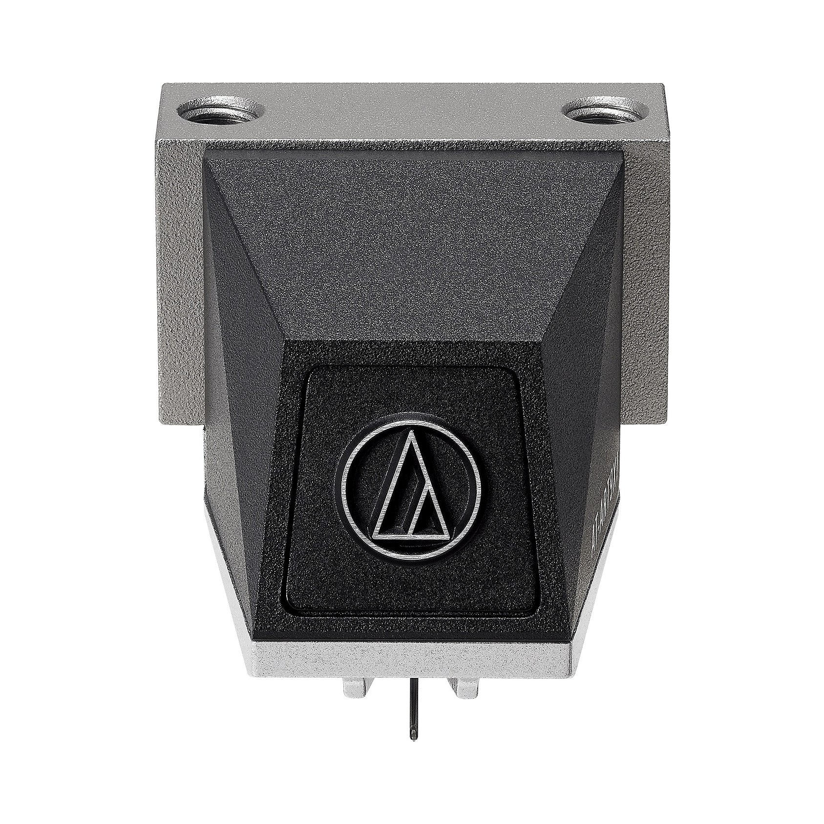 Cápsula Audio-Technica AT-ART9XI de bobina móvil con boro, otra vista sobre fondo blanco